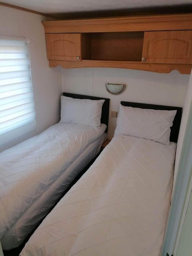 Cornwall Cornwall-Chapmanswell Caravan Holiday Park A30 B&B Bed And Breakfast #41 Launceston Exteriör bild