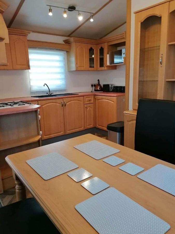 Cornwall Cornwall-Chapmanswell Caravan Holiday Park A30 B&B Bed And Breakfast #41 Launceston Exteriör bild