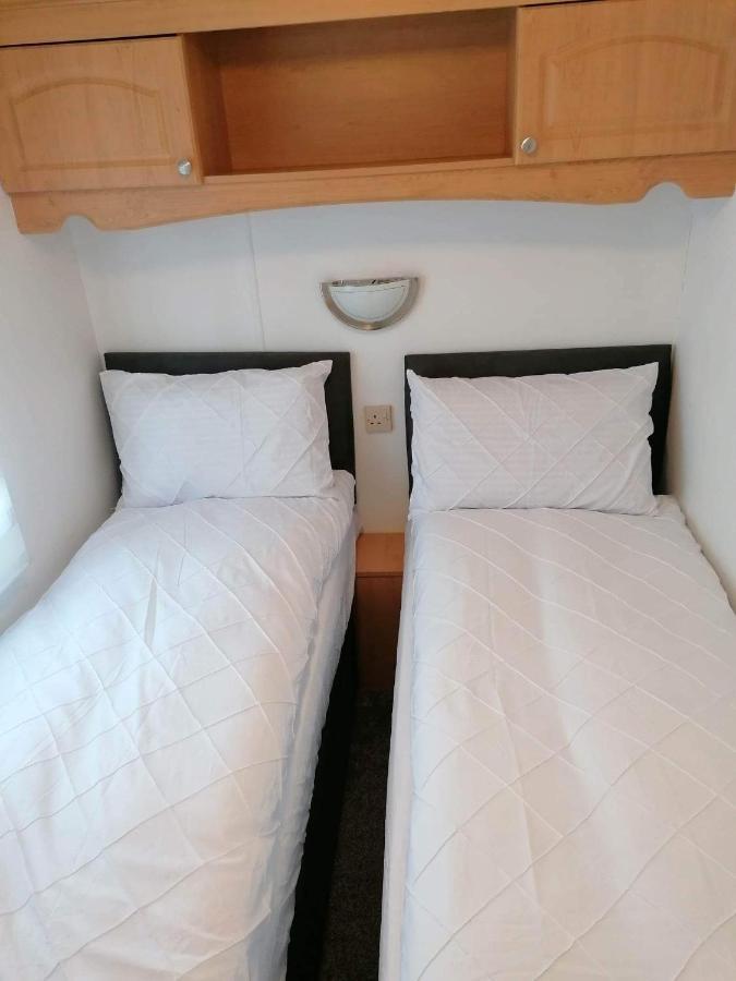 Cornwall Cornwall-Chapmanswell Caravan Holiday Park A30 B&B Bed And Breakfast #41 Launceston Exteriör bild