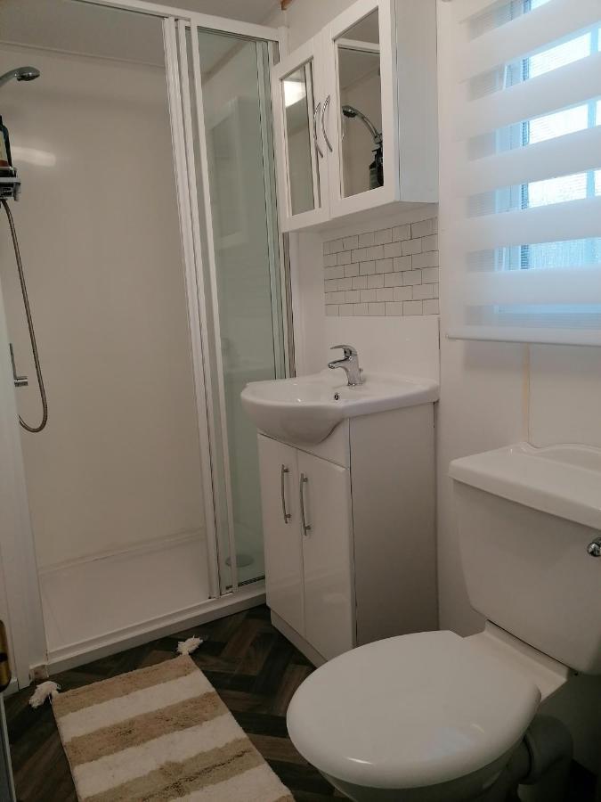 Cornwall Cornwall-Chapmanswell Caravan Holiday Park A30 B&B Bed And Breakfast #41 Launceston Exteriör bild