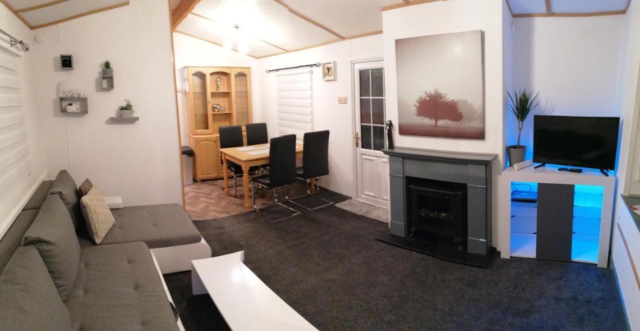 Cornwall Cornwall-Chapmanswell Caravan Holiday Park A30 B&B Bed And Breakfast #41 Launceston Exteriör bild